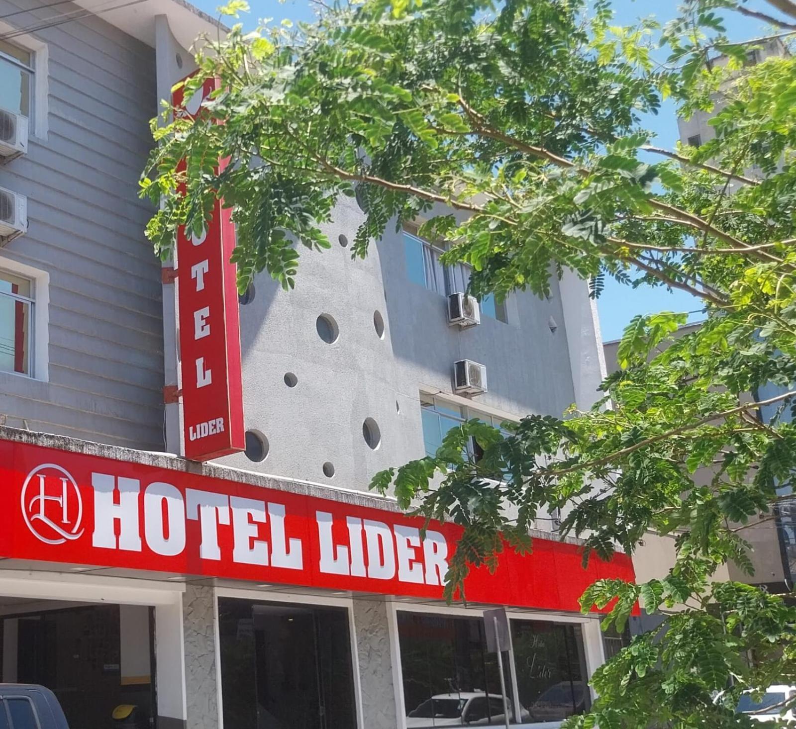 Lider Hotel 2*